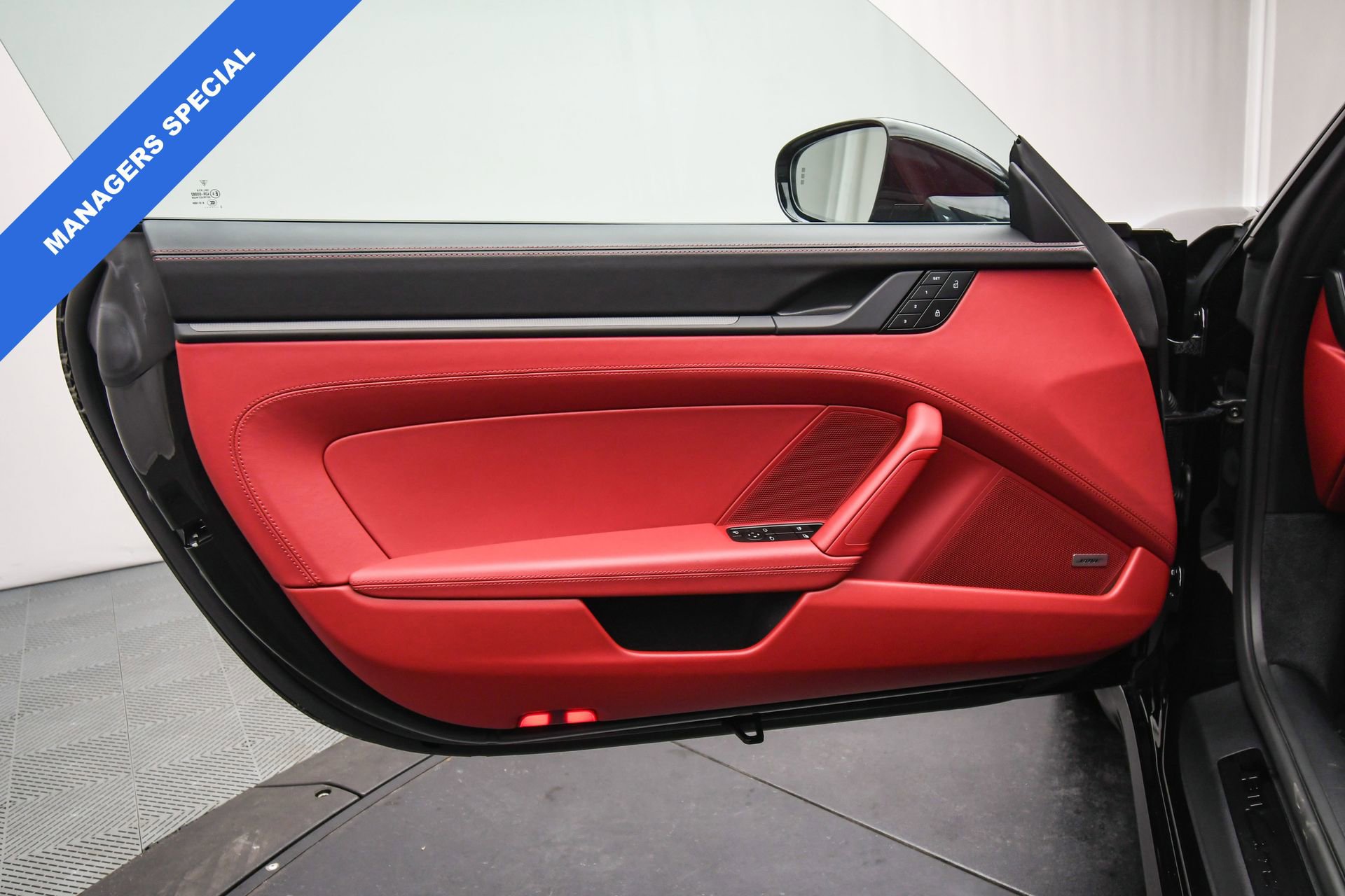 Used 2024 Porsche 911 Carrera GTS image 41