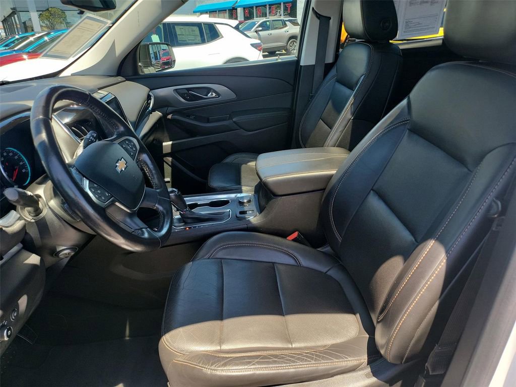 Used 2020 Chevrolet Traverse Premier w/ Redline Edition image 12