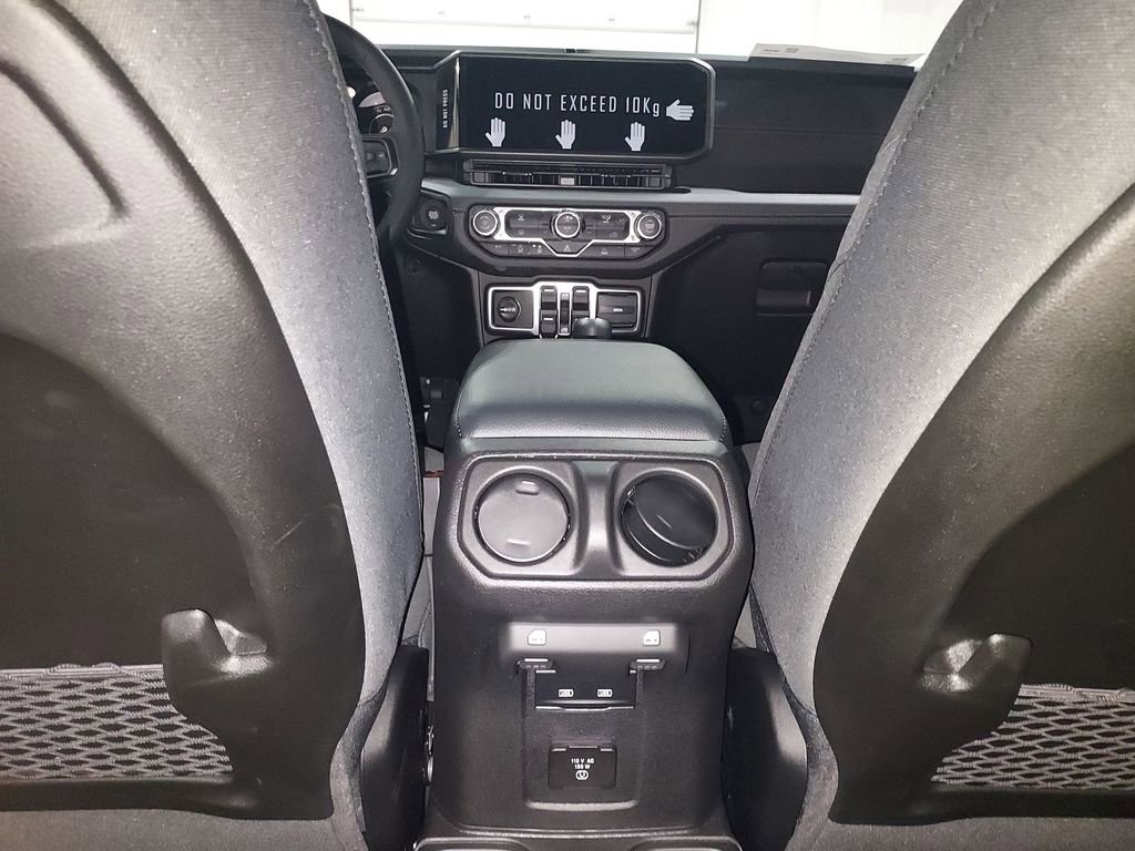 New 2026 Jeep Wrangler Unlimited Rubicon image 10