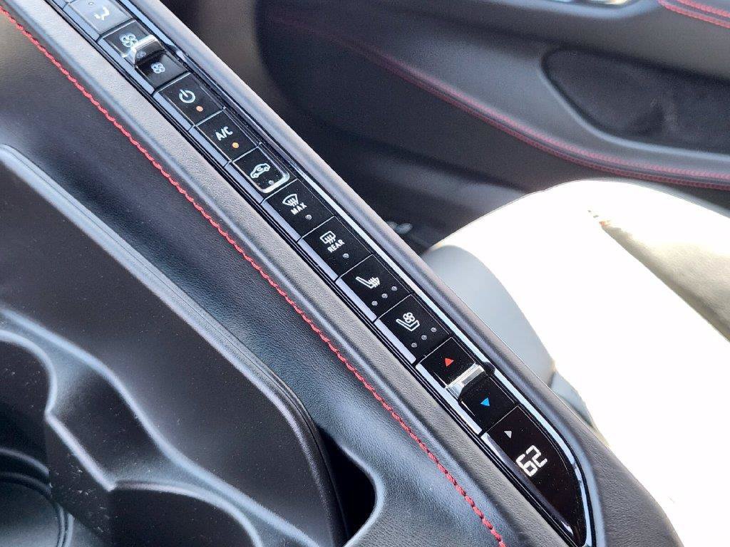 Used 2020 Chevrolet Corvette Stingray Premium Cpe w/ 3LT Preferred Equipment Group RWD image 16
