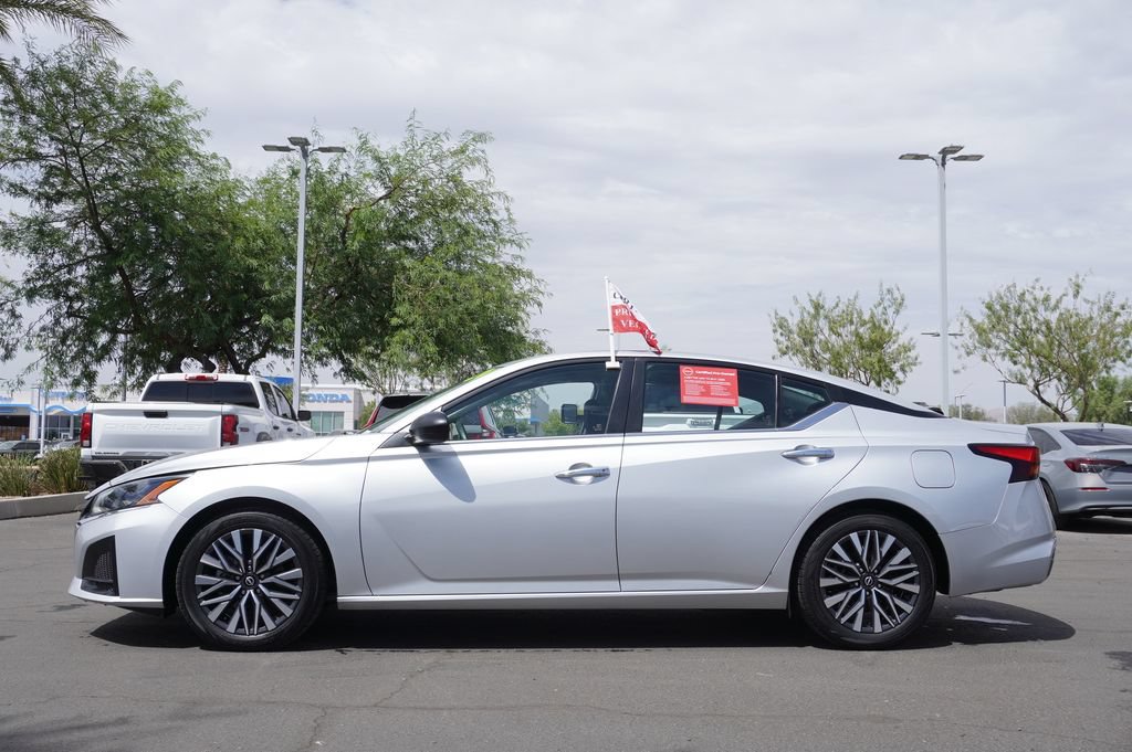 Certified 2024 Nissan Altima 2.5 SV FWD image 2