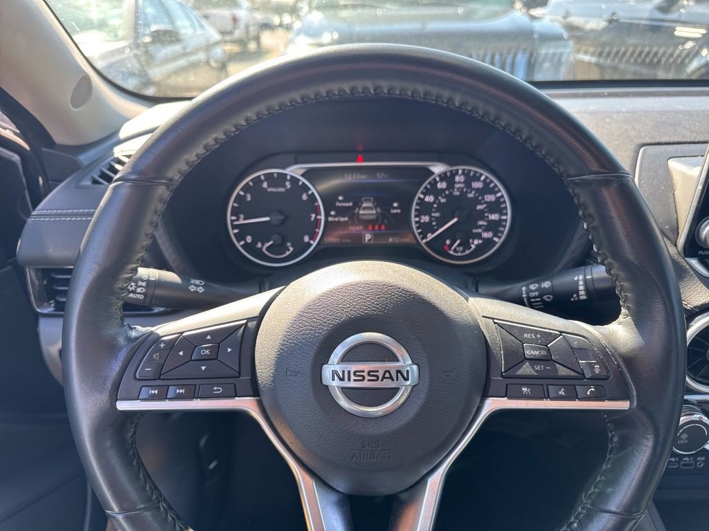 Used 2022 Nissan Sentra SV w/ Trunk Package image 6