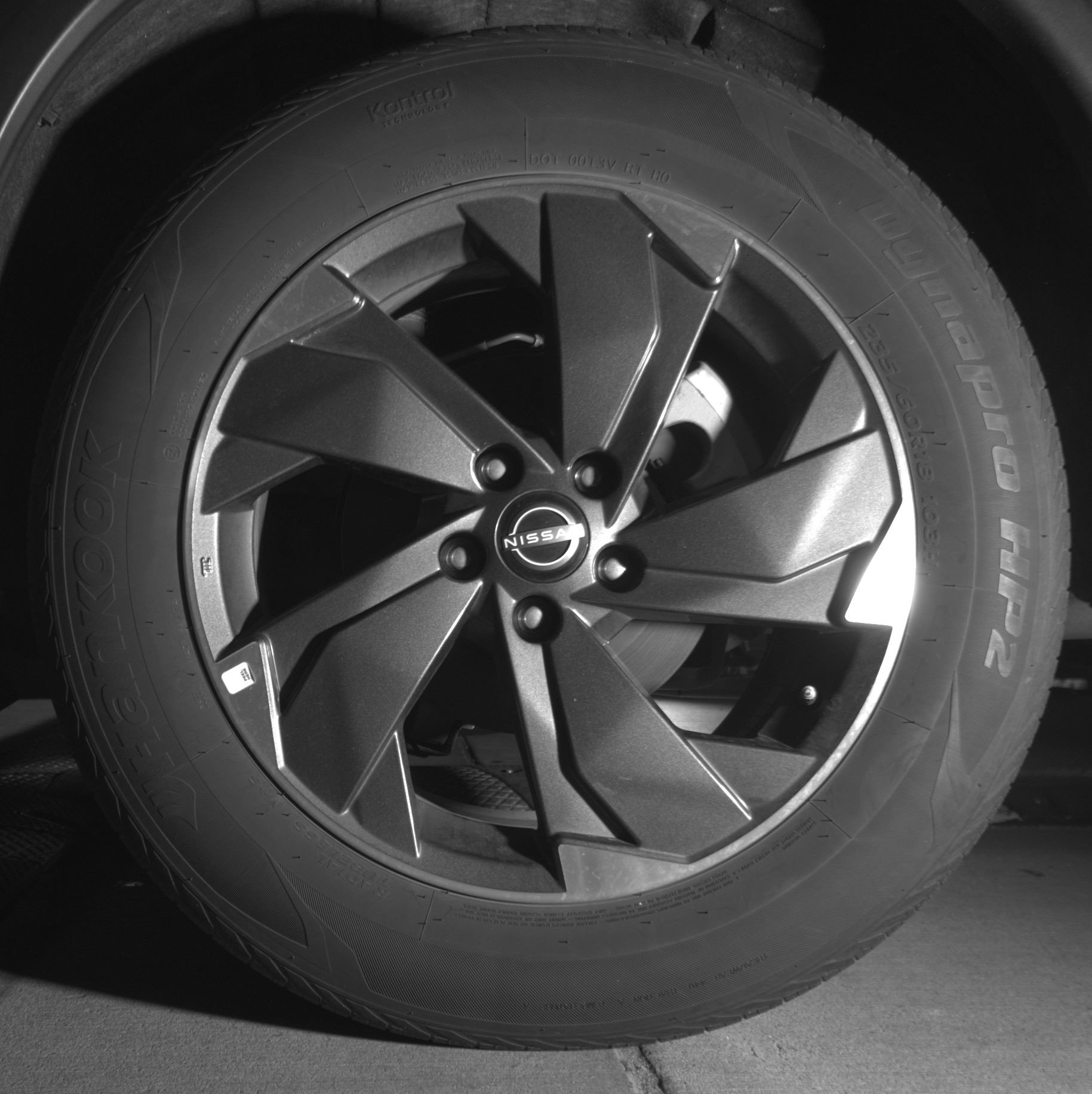 Used 2025 Nissan Rogue SV image 14