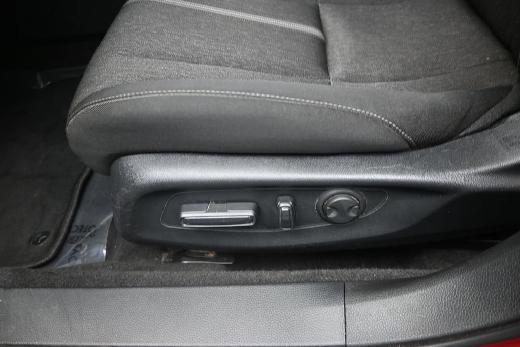 Used 2023 Honda Accord Sport image 13