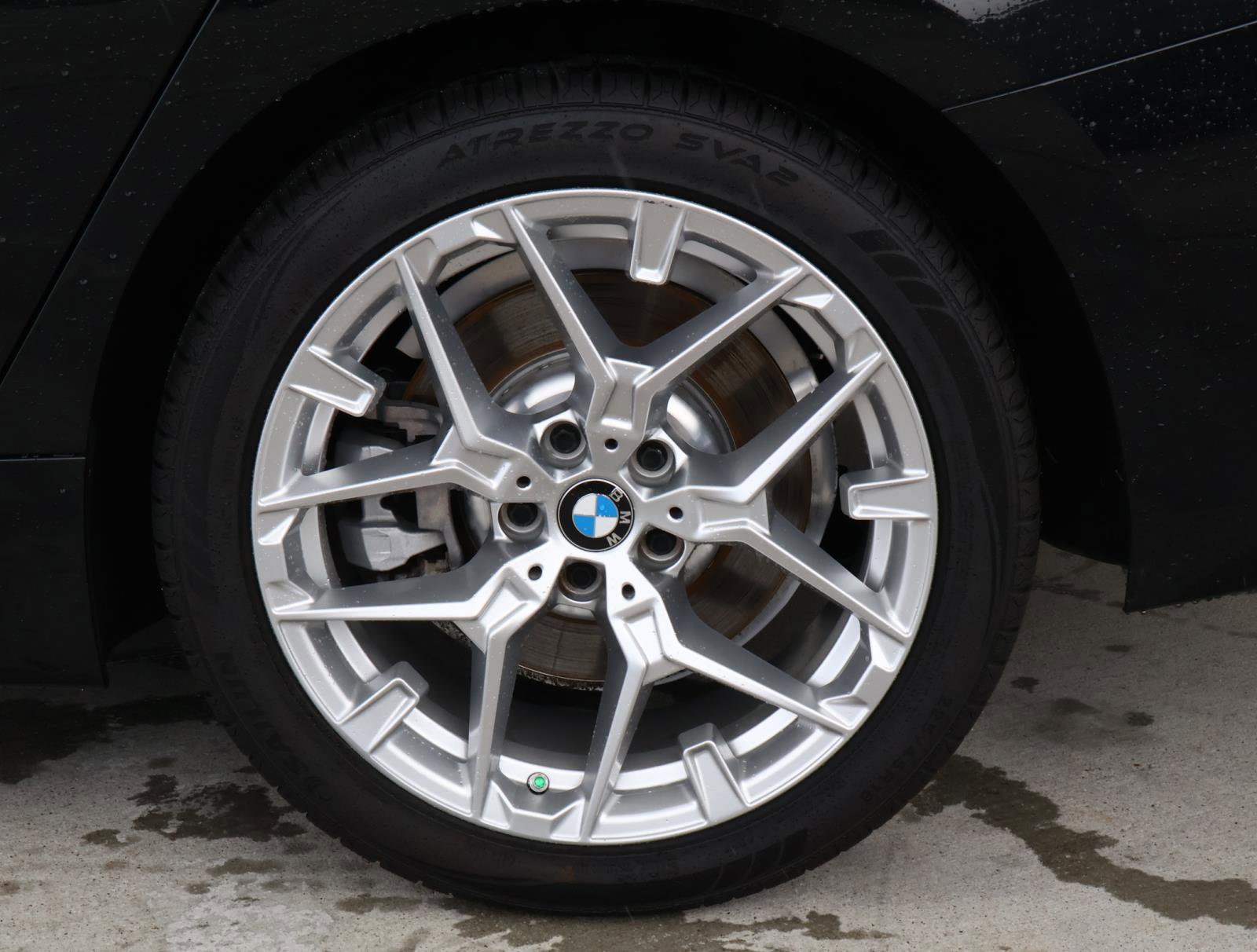Used 2025 BMW 330i xDrive Sedan AWD/4WD image 8