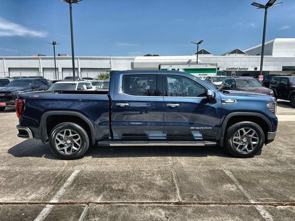 Certified 2022 GMC Sierra 1500 SLT AWD/4WD image 10