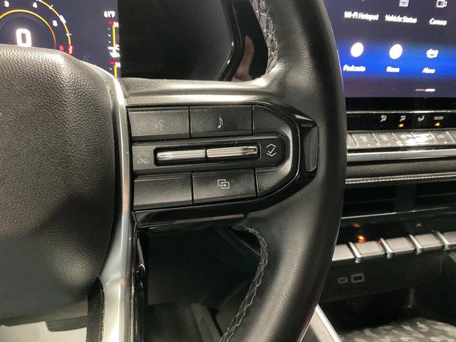 Used 2023 Chevrolet Colorado LT w/ LT Convenience Package image 19
