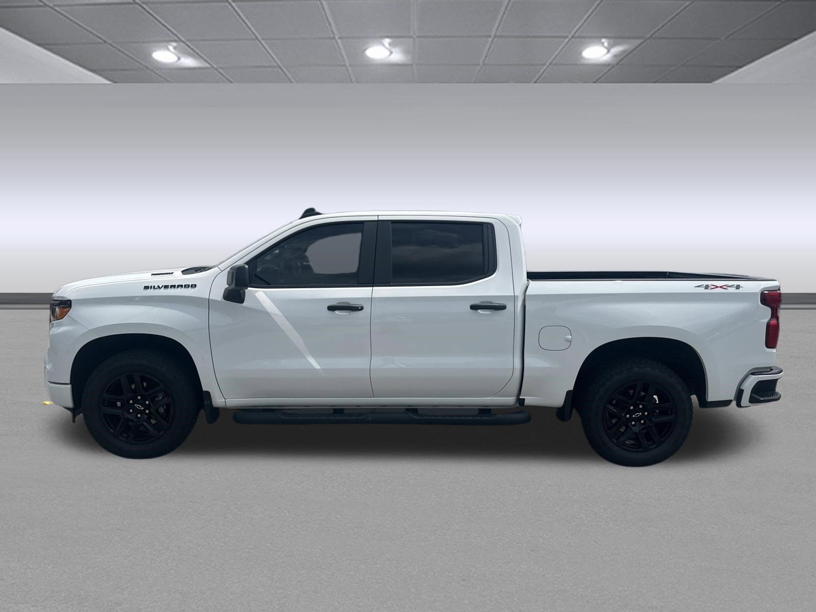 Used 2026 Chevrolet Silverado 1500 Custom w/ Turbomax Blackout Package AWD/4WD image 6