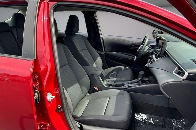 Used 2024 Toyota Corolla LE image 27