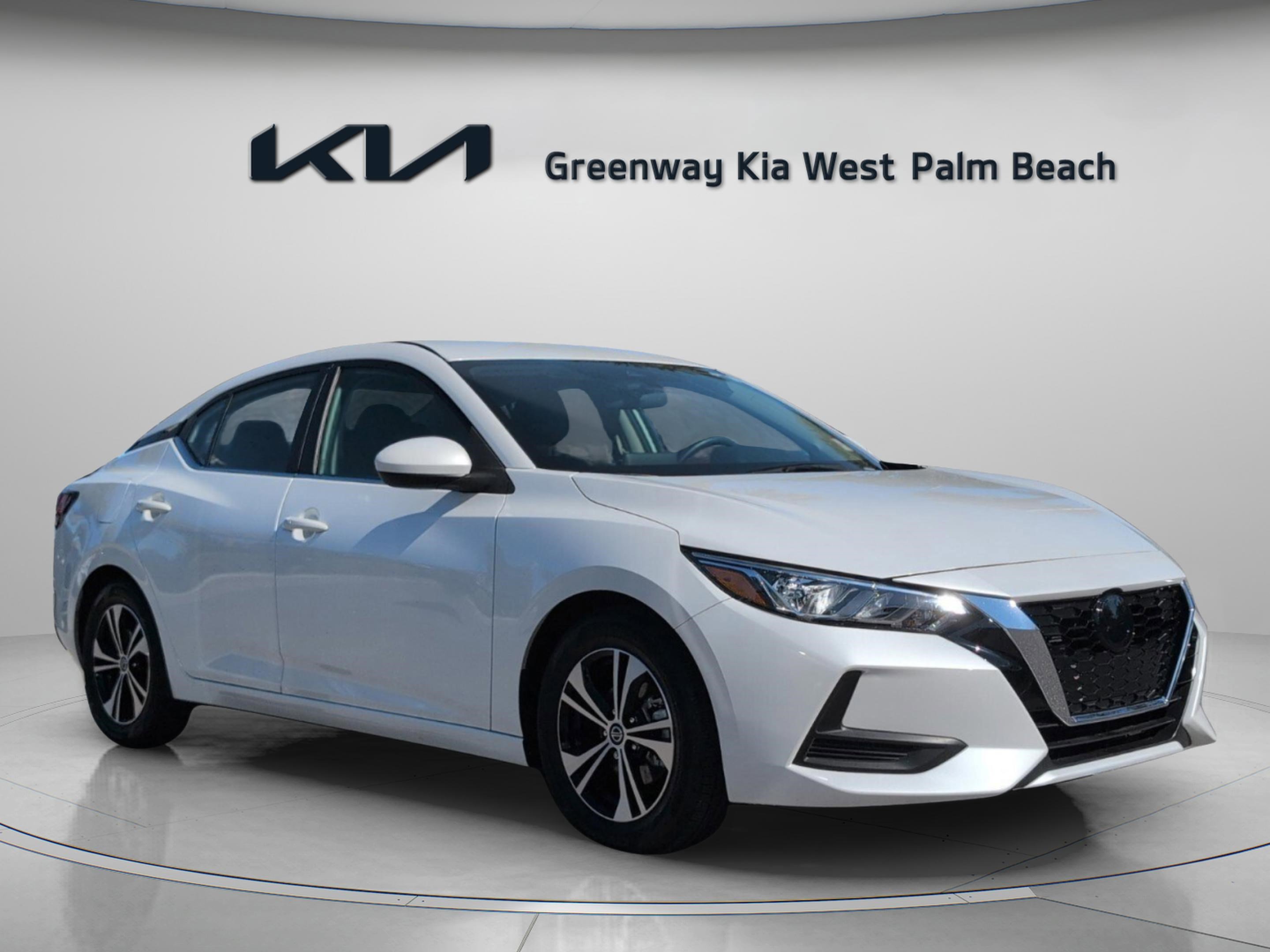 Used 2023 Nissan Sentra SV image 1