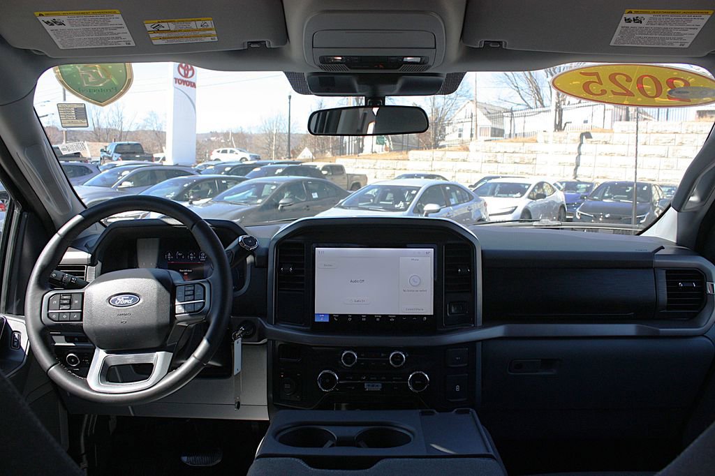 Used 2025 Ford F150 XLT w/ Equipment Group 301A Standard image 17