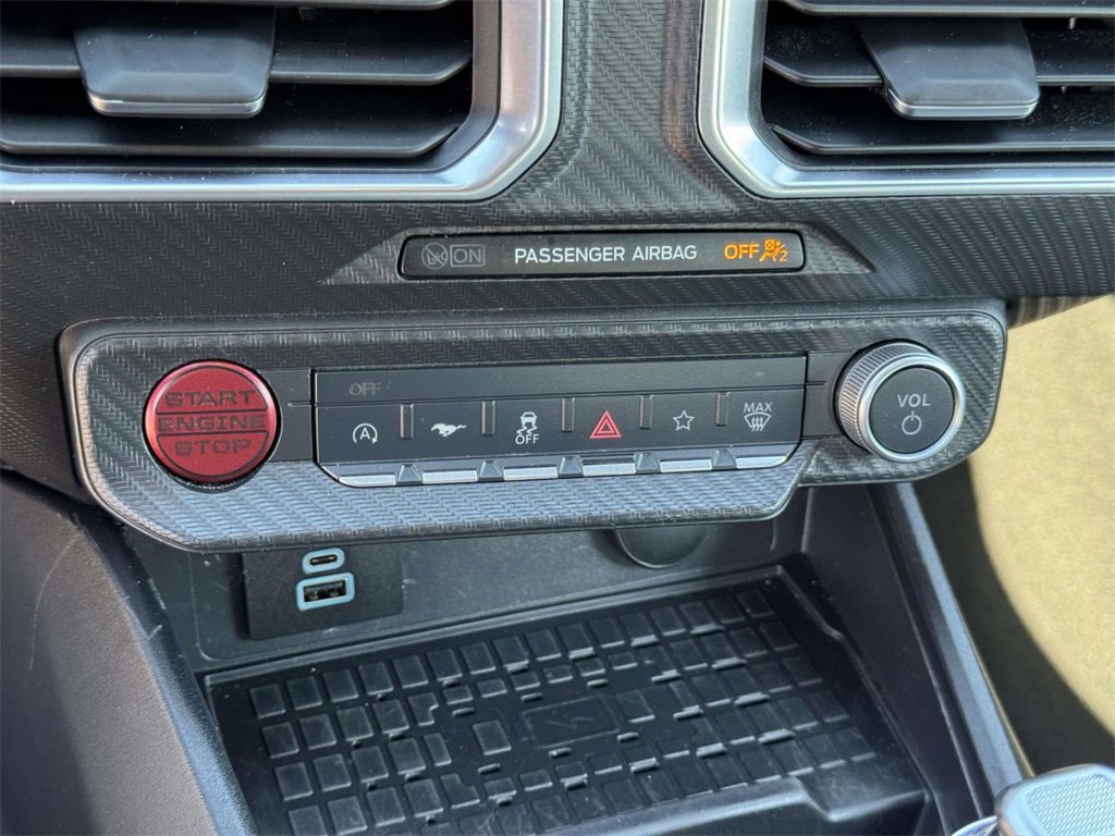 Used 2024 Ford Mustang Premium image 9