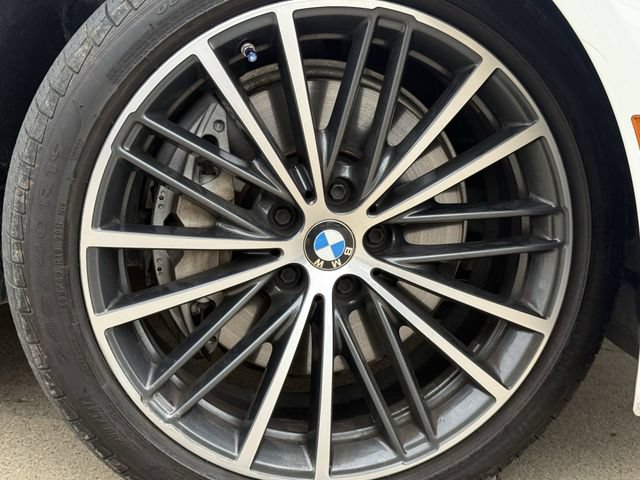 Used 2022 BMW 540i xDrive w/ Executive Package AWD/4WD image 10