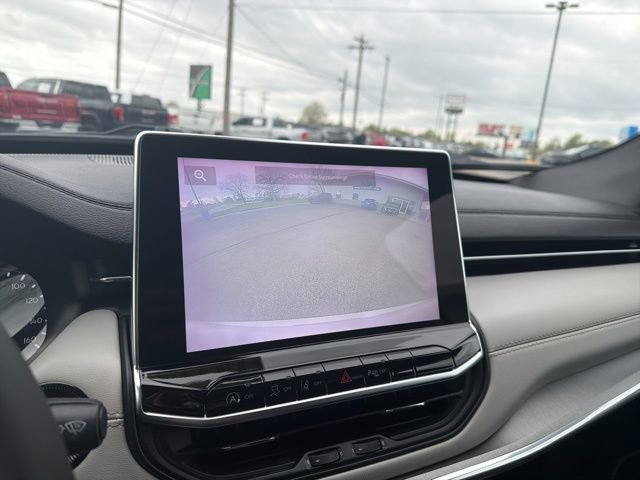 Used 2024 Jeep Compass Limited image 24