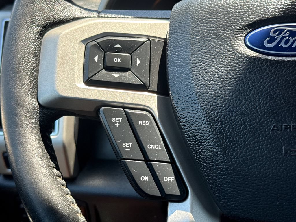 Used 2019 Ford F350 Lariat w/ Lariat Ultimate Package AWD/4WD image 28
