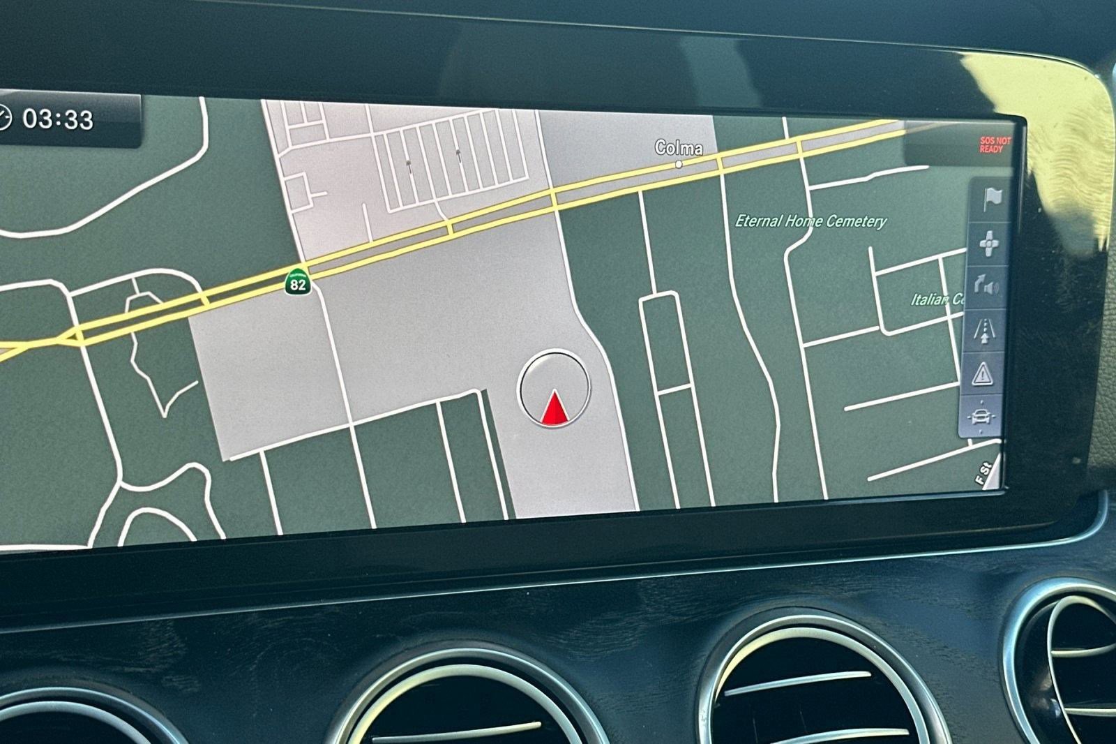 Used 2017 Mercedes-Benz E 300 4MATIC image 24