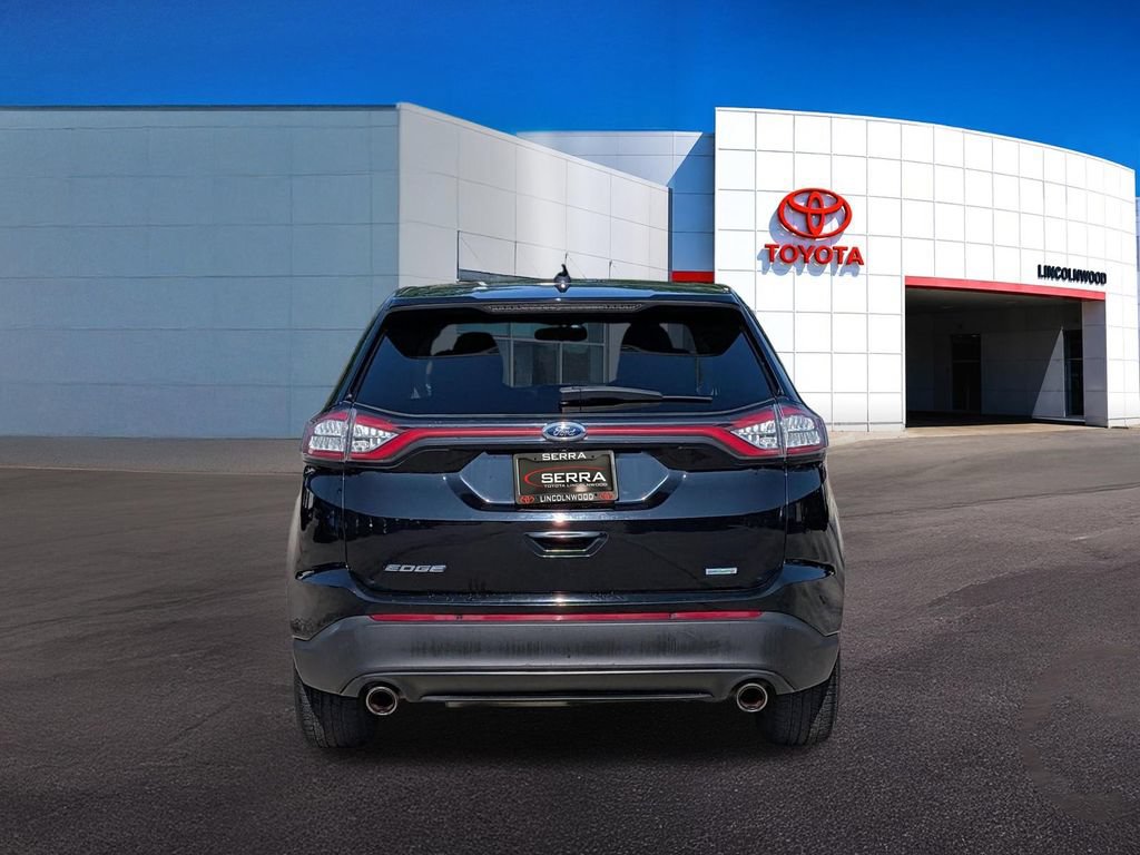 Used 2017 Ford Edge SE FWD image 11