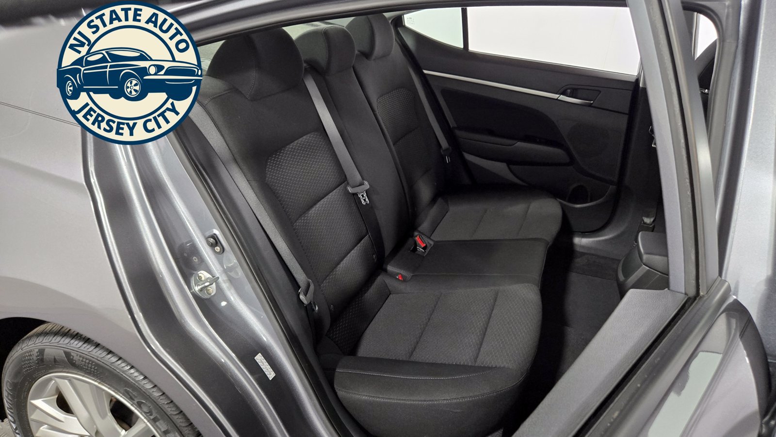 Used 2019 Hyundai Elantra SEL w/ Cargo Package FWD image 30