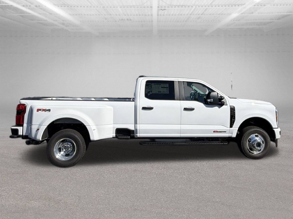 New 2027 Ford F350 XL w/ STX Appearance Package AWD/4WD image 8