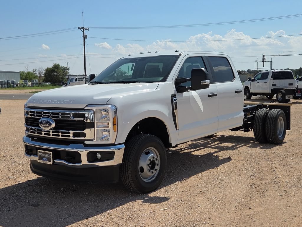 New 2026 Ford F350 XL w/ XL Chrome Package AWD/4WD image 5