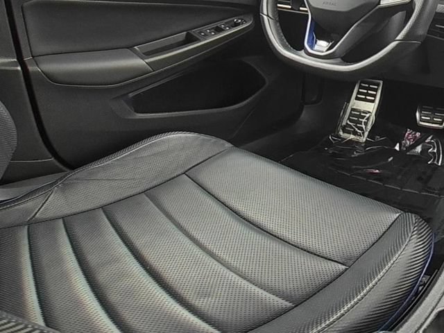 Used 2024 Volkswagen Golf R AWD/4WD image 27