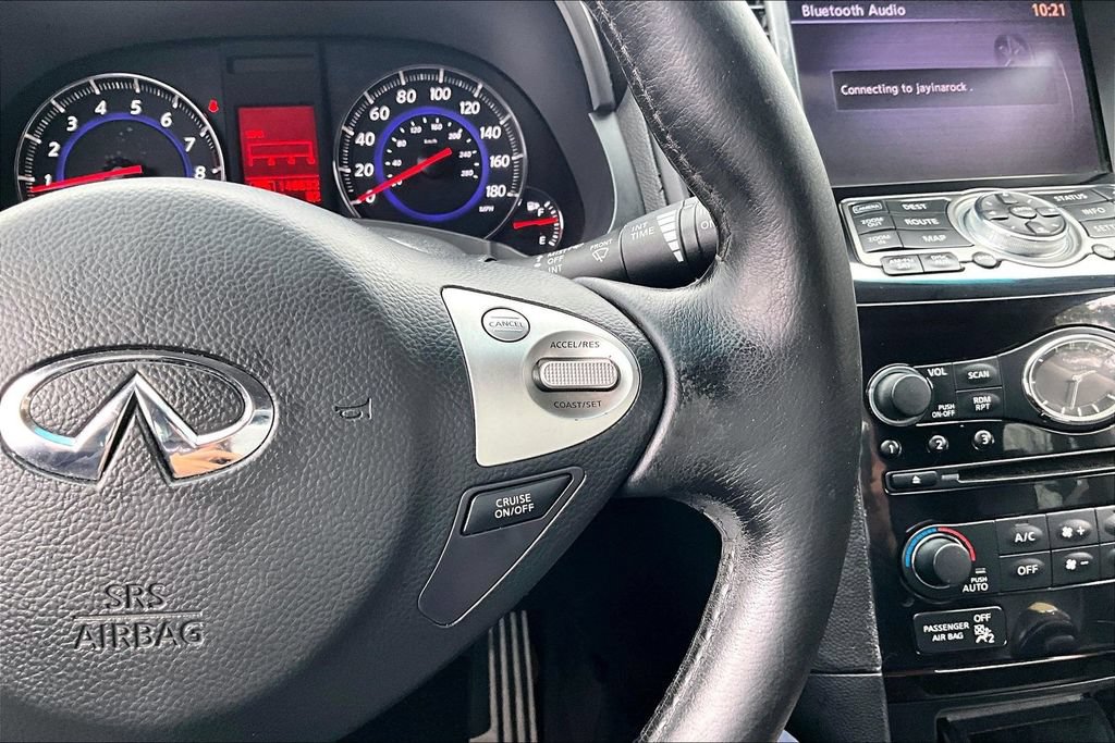 Used 2011 INFINITI FX35 AWD w/ Premium Pkg image 29