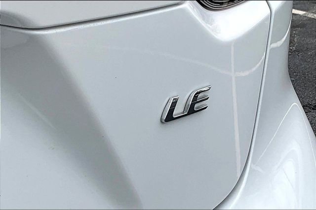 Used 2024 Toyota Corolla LE image 23