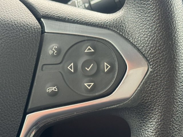 Certified 2021 Chevrolet Traverse LS FWD image 24