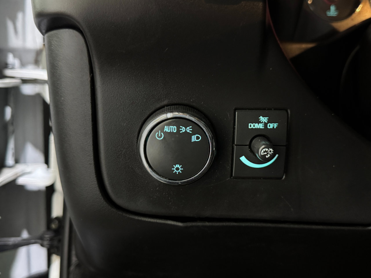 Used 2019 Chevrolet Express 2500 w/ Driver Convenience Package image 18