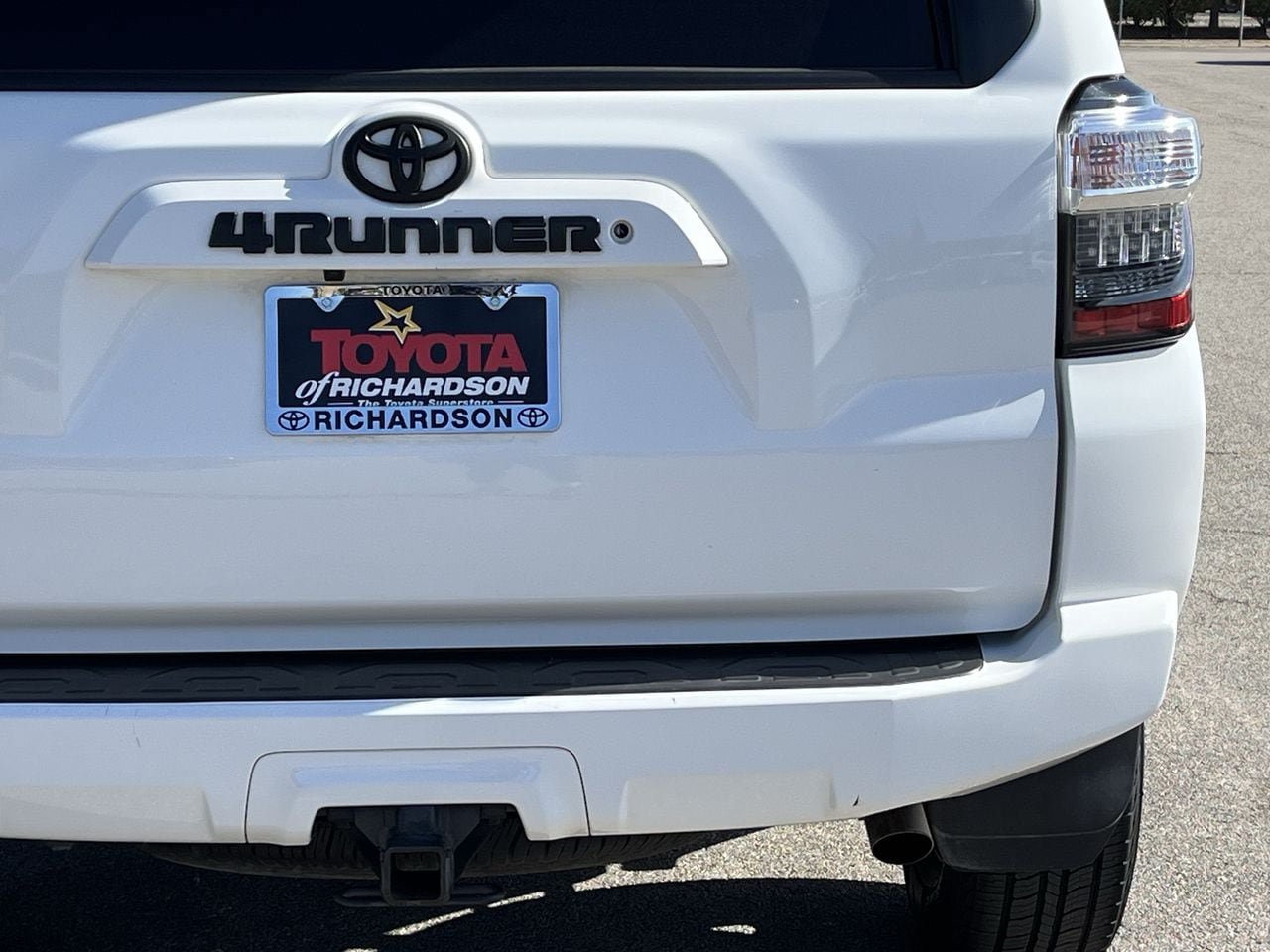 Used 2020 Toyota 4Runner SR5 RWD image 6