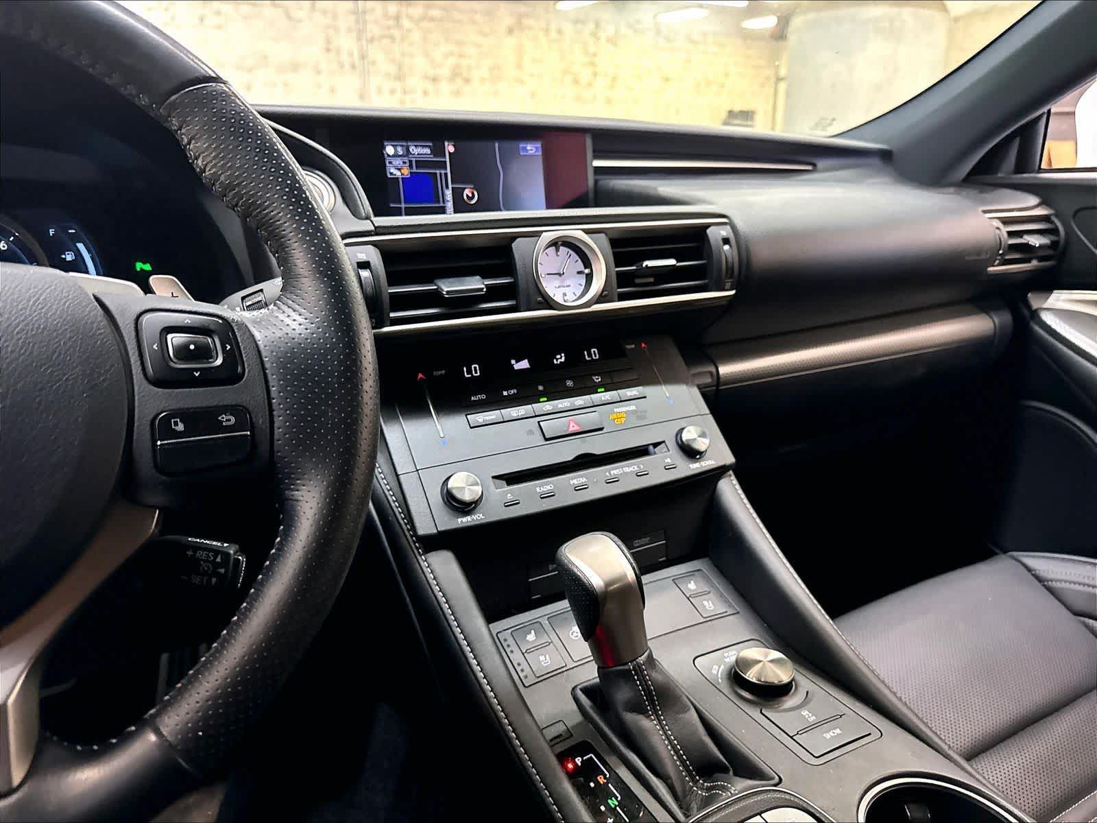 Used 2016 Lexus RC 300 AWD image 9