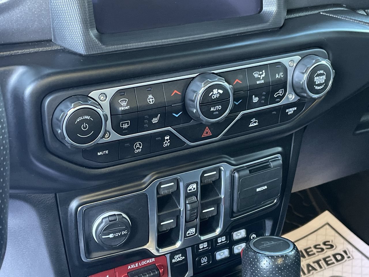 Used 2021 Jeep Gladiator Mojave AWD/4WD image 35