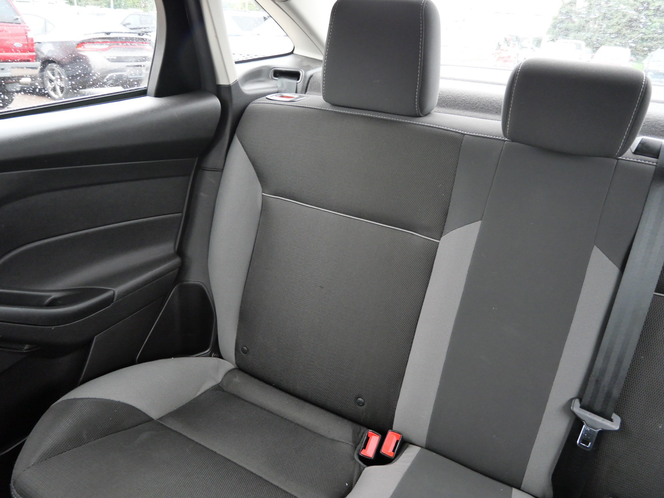 Used 2014 Ford Focus SE FWD image 12