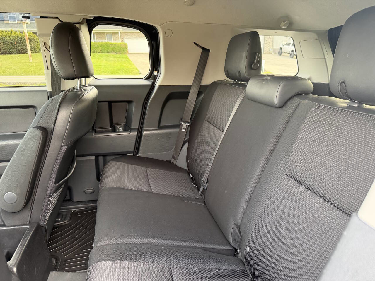 Used 2013 Toyota FJ Cruiser 4WD w/ Convenience Pkg image 21