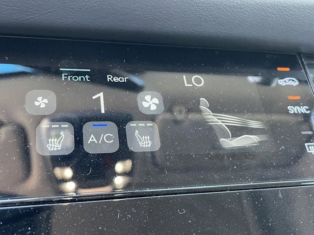 New 2026 Genesis GV70 2.5T image 32