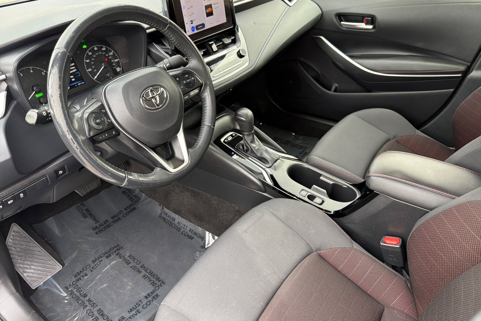Used 2024 Toyota Corolla SE FWD image 11