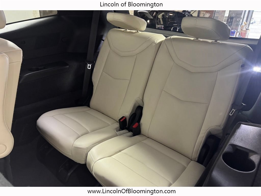 Used 2024 Cadillac XT6 Sport w/ LPO, Onyx Lite Package AWD/4WD image 19