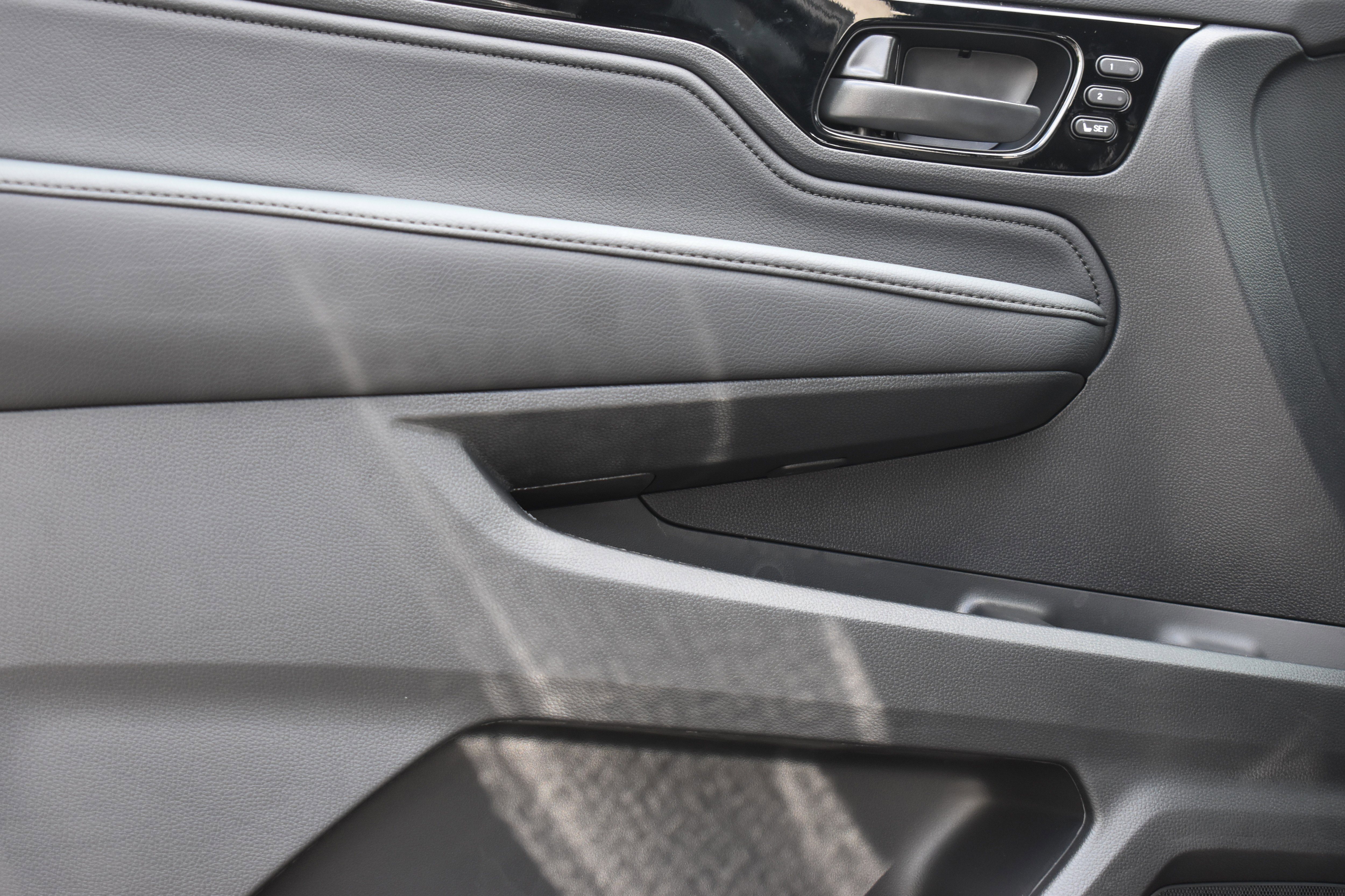 New 2026 Honda Odyssey Touring image 11