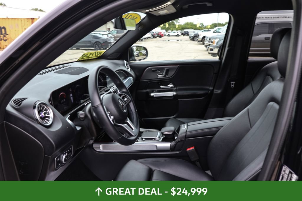 Used 2021 Mercedes-Benz GLB 250 image 32