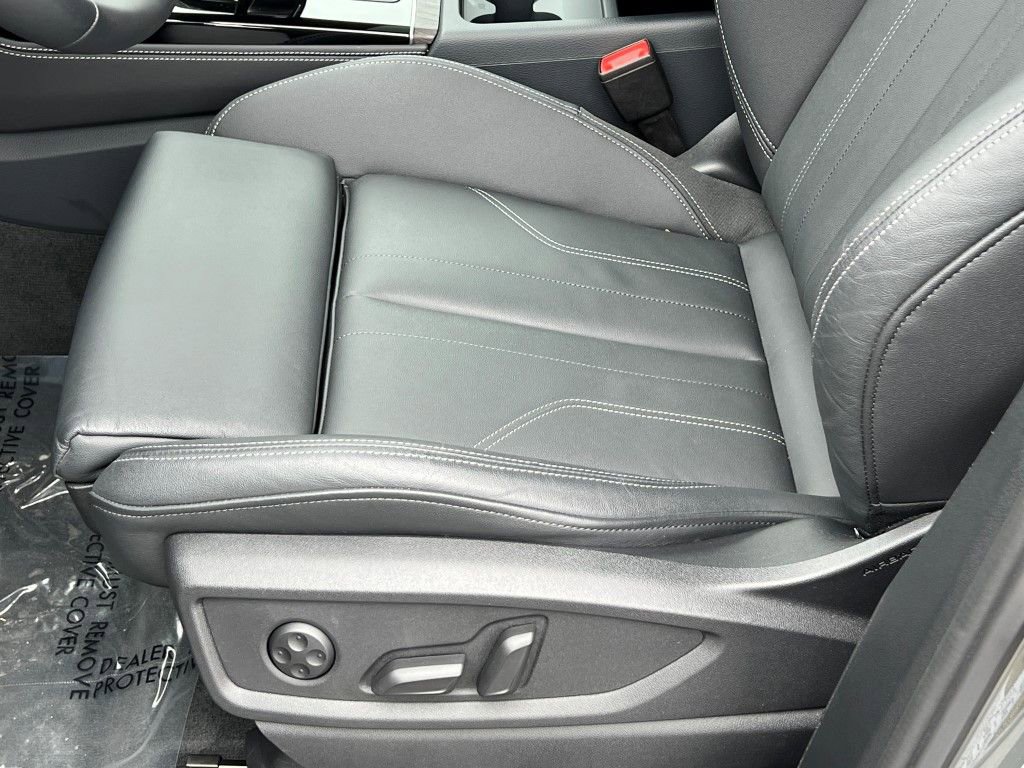 Certified 2025 Audi Q5 2.0T Premium Plus w/ Premium Plus Package image 24