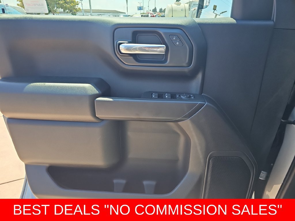 New 2026 Chevrolet Silverado 1500 Custom w/ LPO, Dark Essentials Package RWD image 26