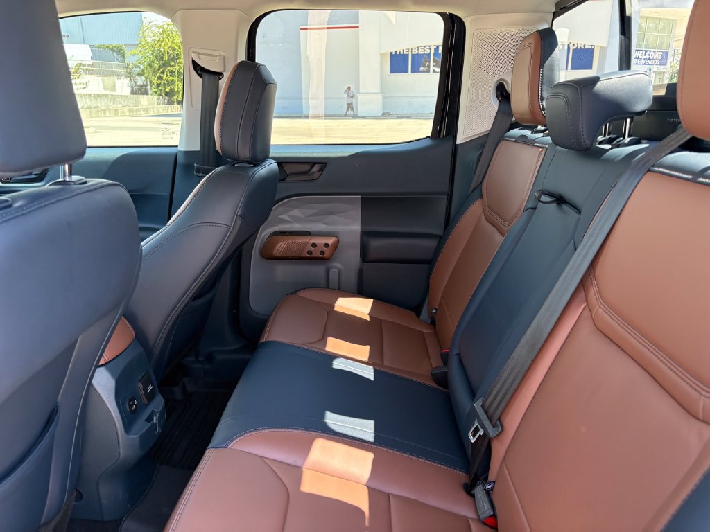 Used 2023 Ford Maverick Lariat w/ Lariat Luxury Package AWD/4WD image 15