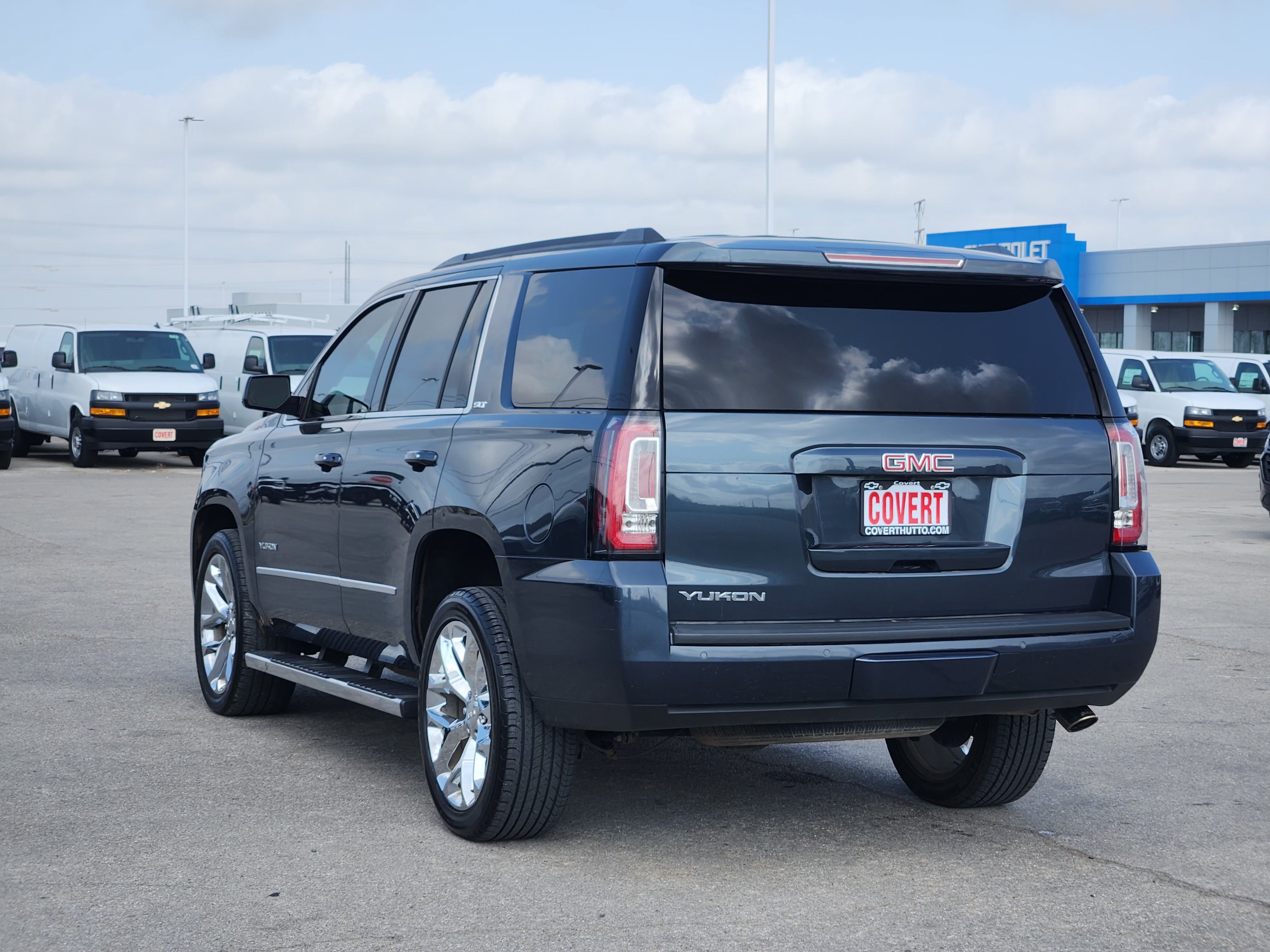 Used 2020 GMC Yukon SLT w/ Premium Edition RWD image 5