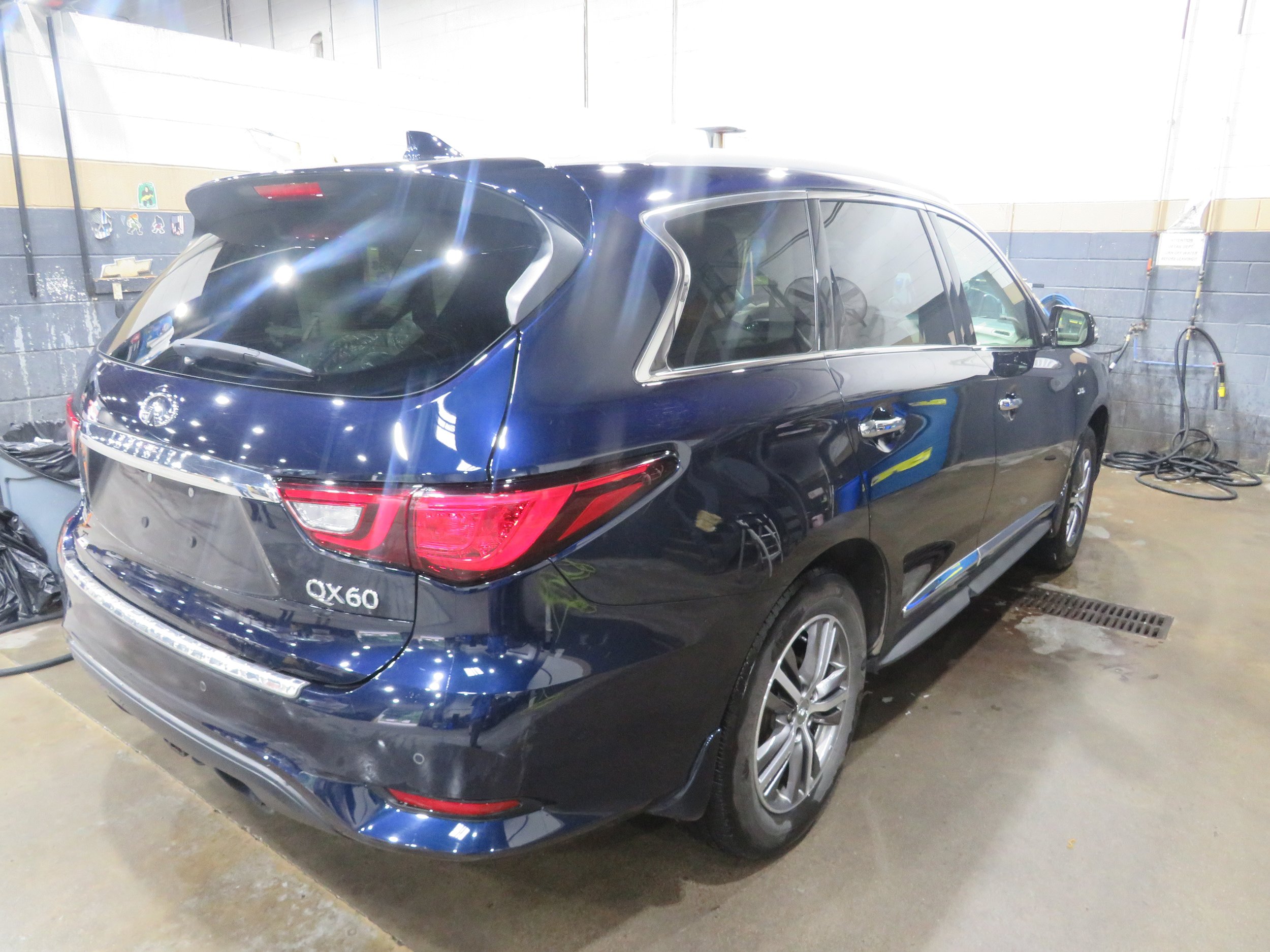 Used 2020 INFINITI QX60 Luxe w/ Essential Package AWD/4WD image 6