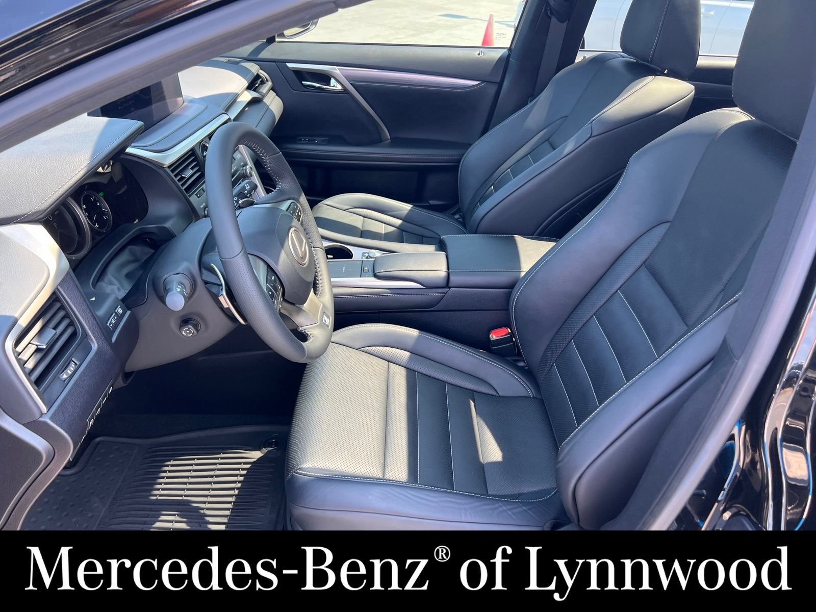 Used 2020 Lexus RX 450h F Sport w/ Accessory Package AWD/4WD image 13