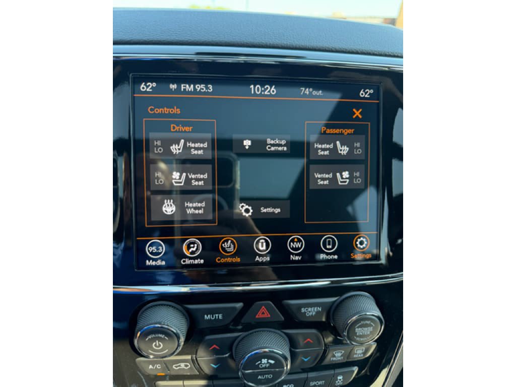 Used 2021 Jeep Grand Cherokee Limited w/ Luxury Group II AWD/4WD image 14