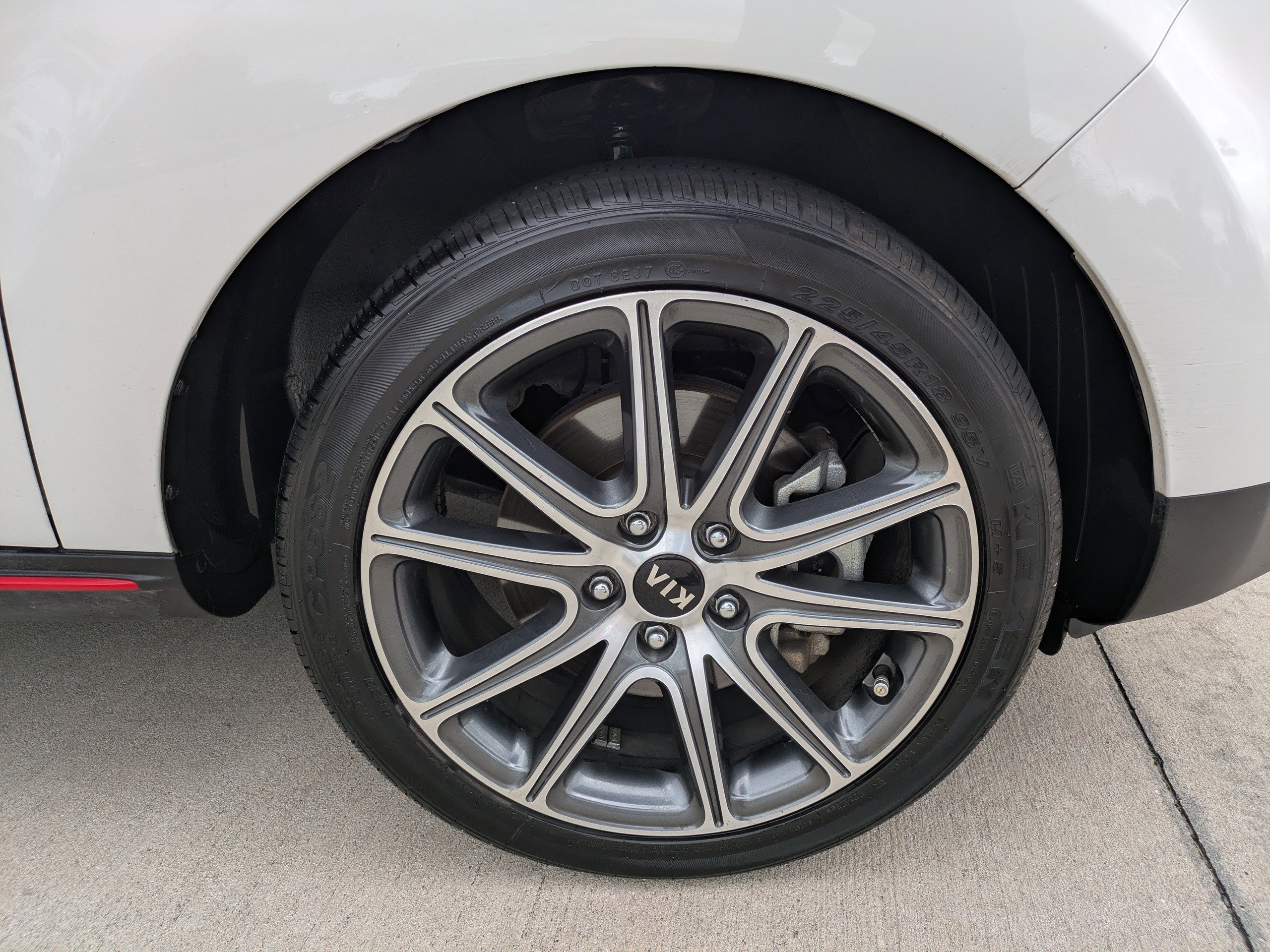 Used 2017 Kia Soul ! FWD image 9