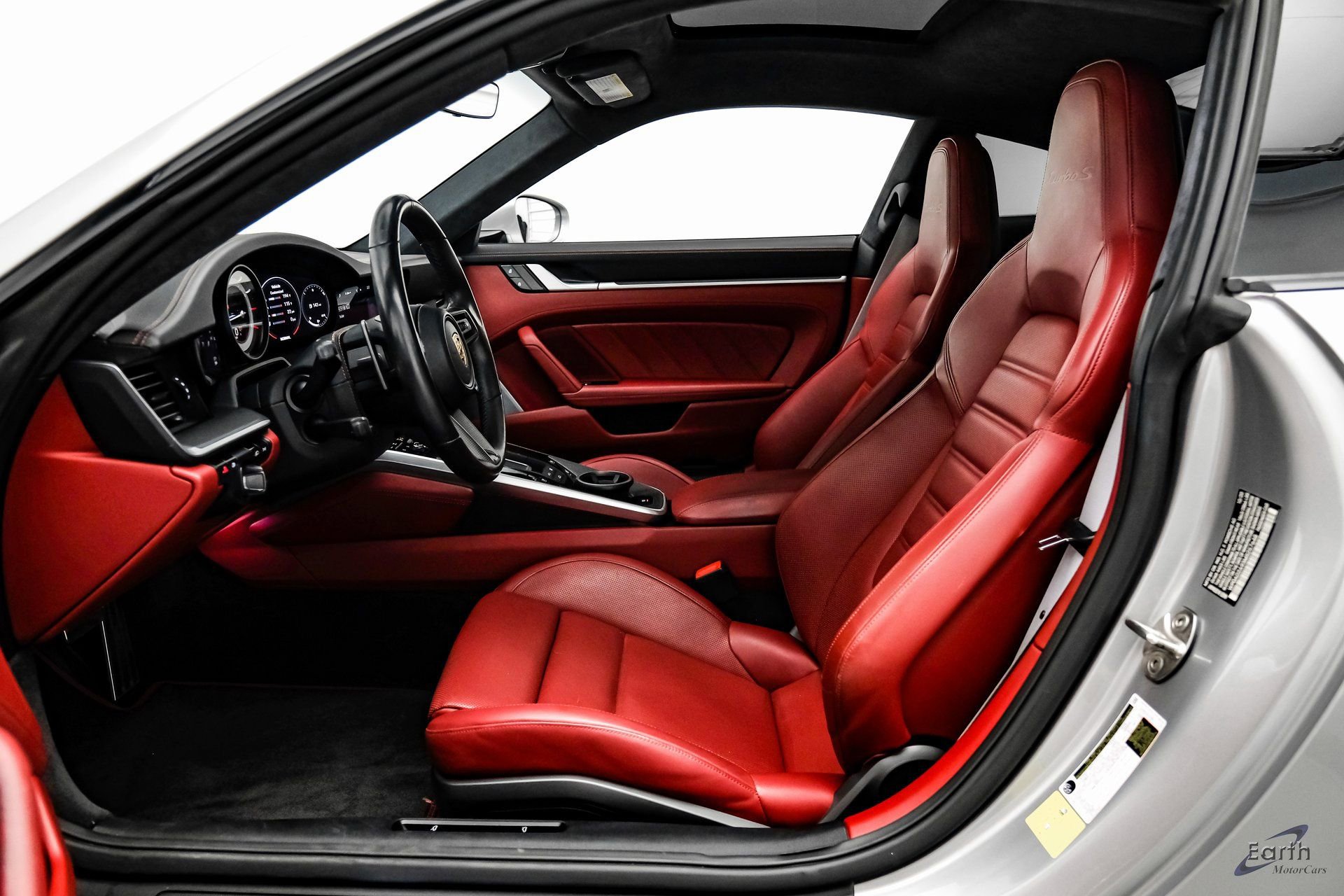 Used 2021 Porsche 911 Turbo S image 40