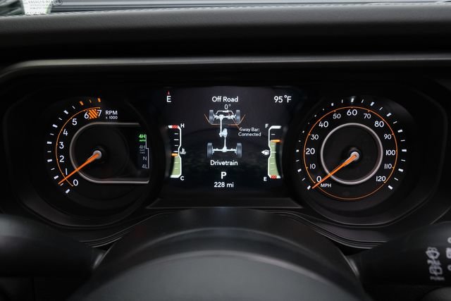 Used 2025 Jeep Wrangler Unlimited Rubicon 392 AWD/4WD image 57