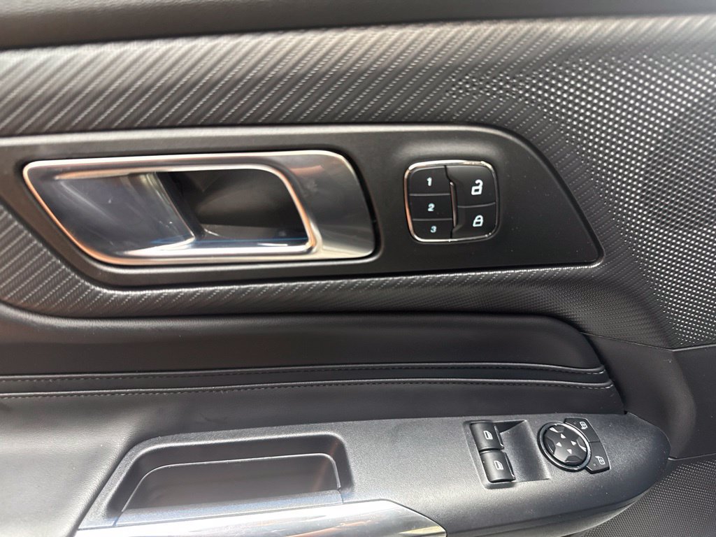 Used 2025 Ford Mustang GT Premium RWD image 14